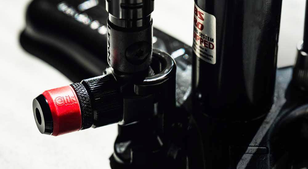 LEZYNE & CLIK VALVE UNITE