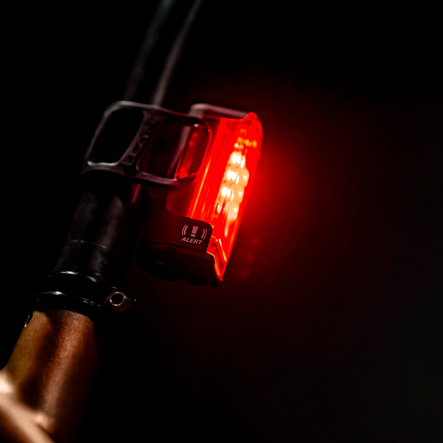 STRIP DRIVE PRO ALERT 400+ REAR BIKE LIGHT