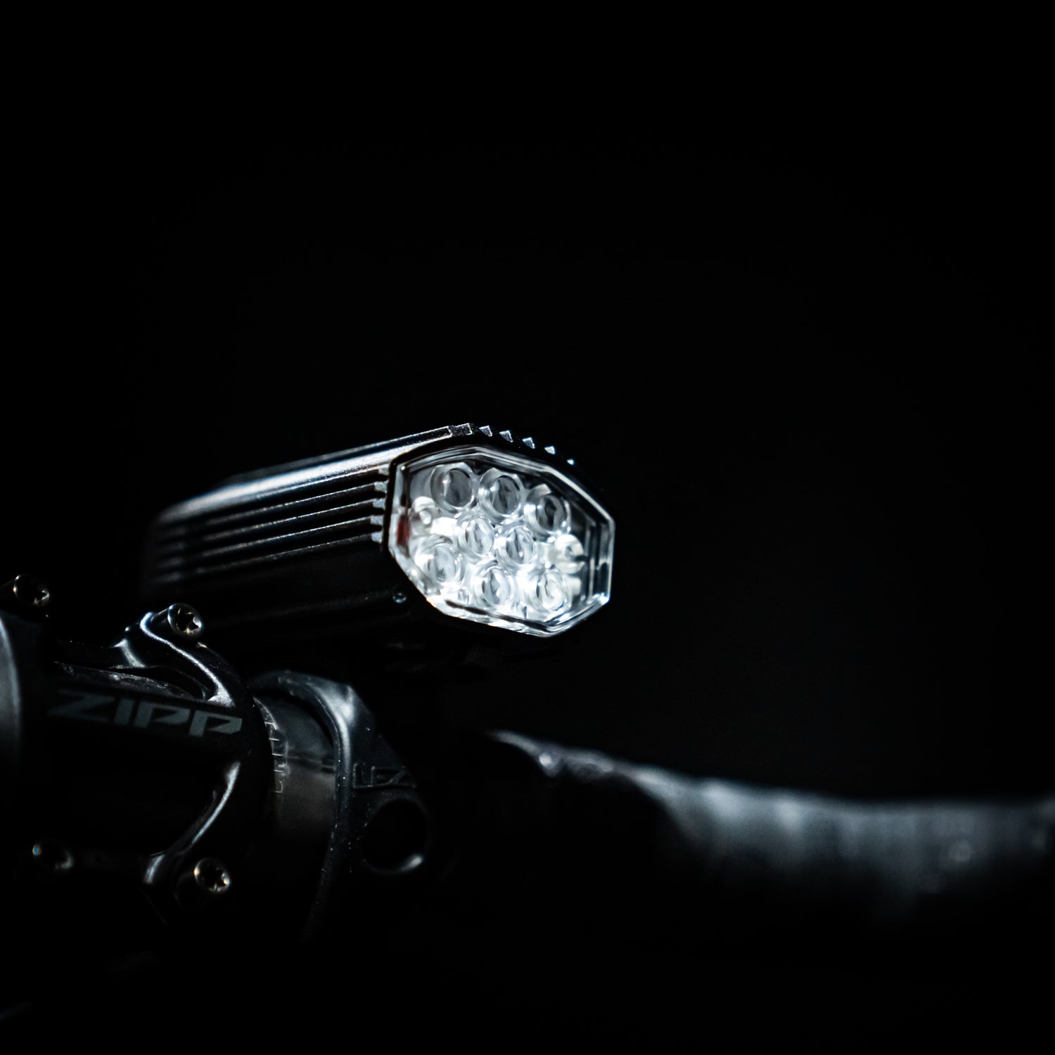 Lite Drive 1200+ front bike light