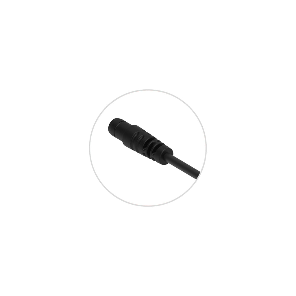 Close up view of the Lezyne POWER PACK XL integrated 35cm cable for secure and seamless led bike light connection.