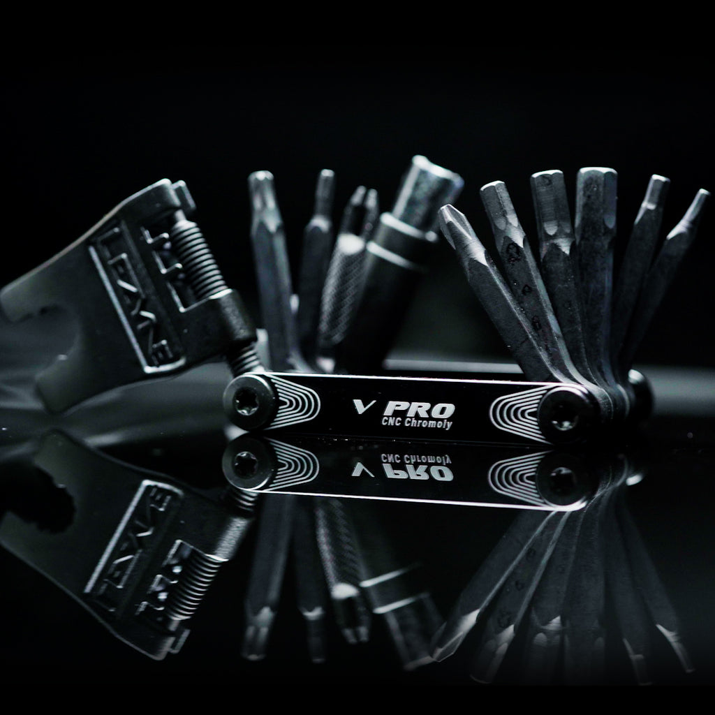 https://cdn.shopify.com/s/files/1/0043/1246/5494/files/Multi_Tool_Loops_1-1_V_Pro_R1.mp4?v=1610483003